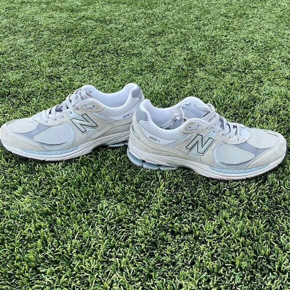 New Balance 2002r Light Grey Athletic Trainers Size US Men\'s 10 main image 5